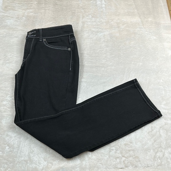 Levi's 529 Black Straight Jeans with Timeless Appeal - Picture 1 of 11